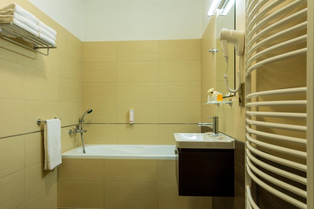 Hotel Luznice Planá nad Lužnicí Quarto foto